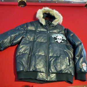 Leather goose bomber with patches fox hood